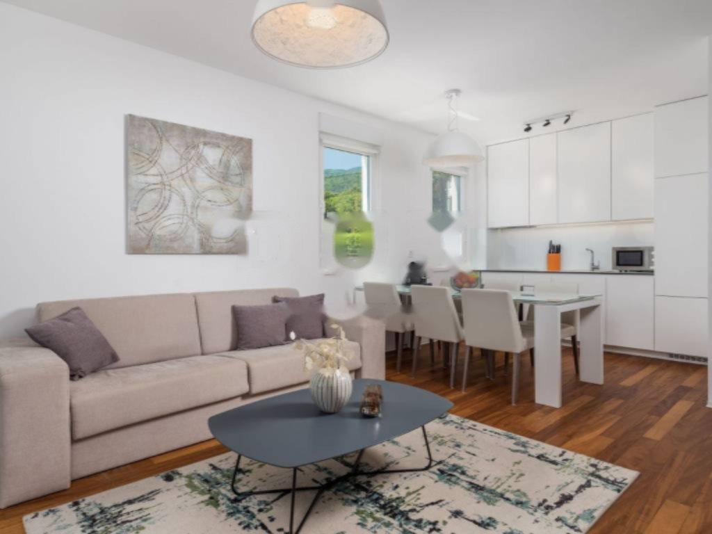 Flat in Opatija, Croatia, 92 m² - picture 6