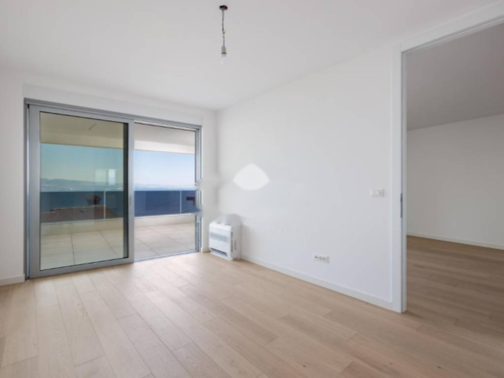 Flat in Opatija, Croatia, 92 m² - picture 7