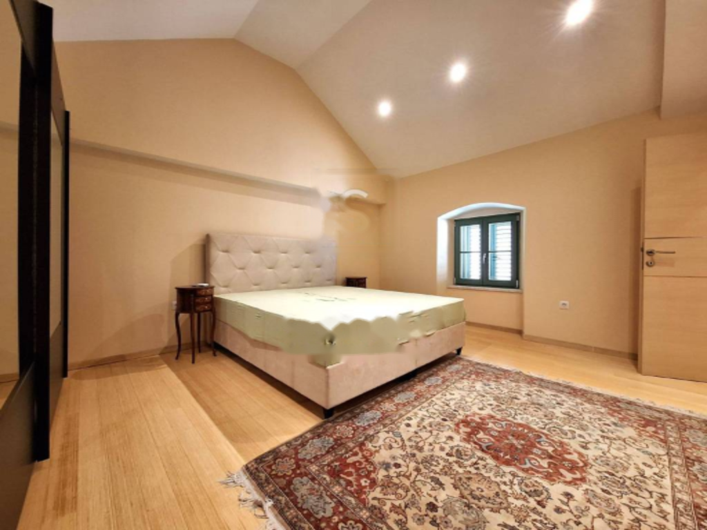 Flat in Opatija, Croatia, 185 m² - picture 7