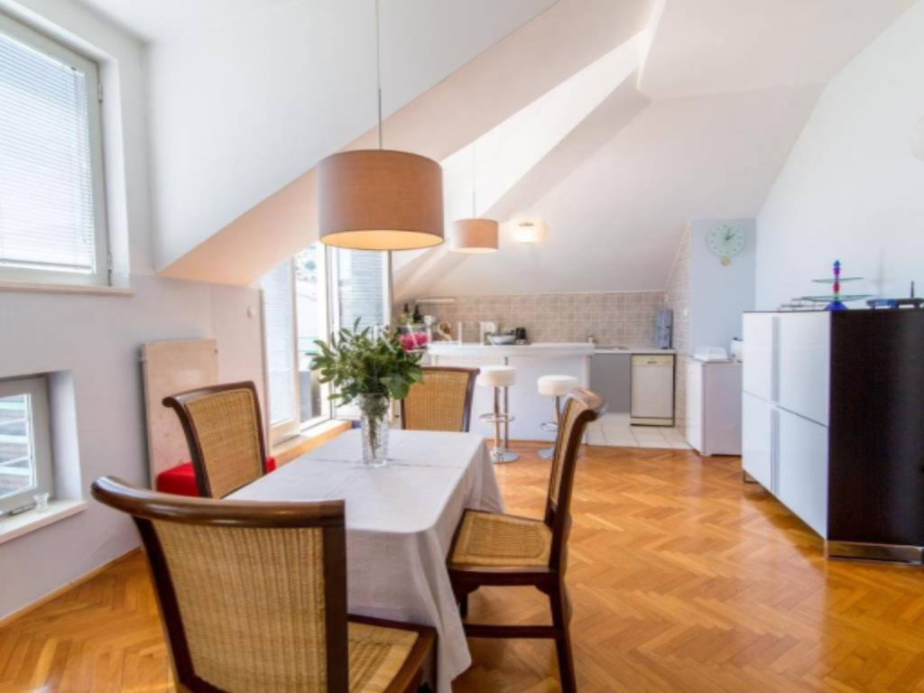 Flat in Opatija, Croatia, 200 m² - picture 7