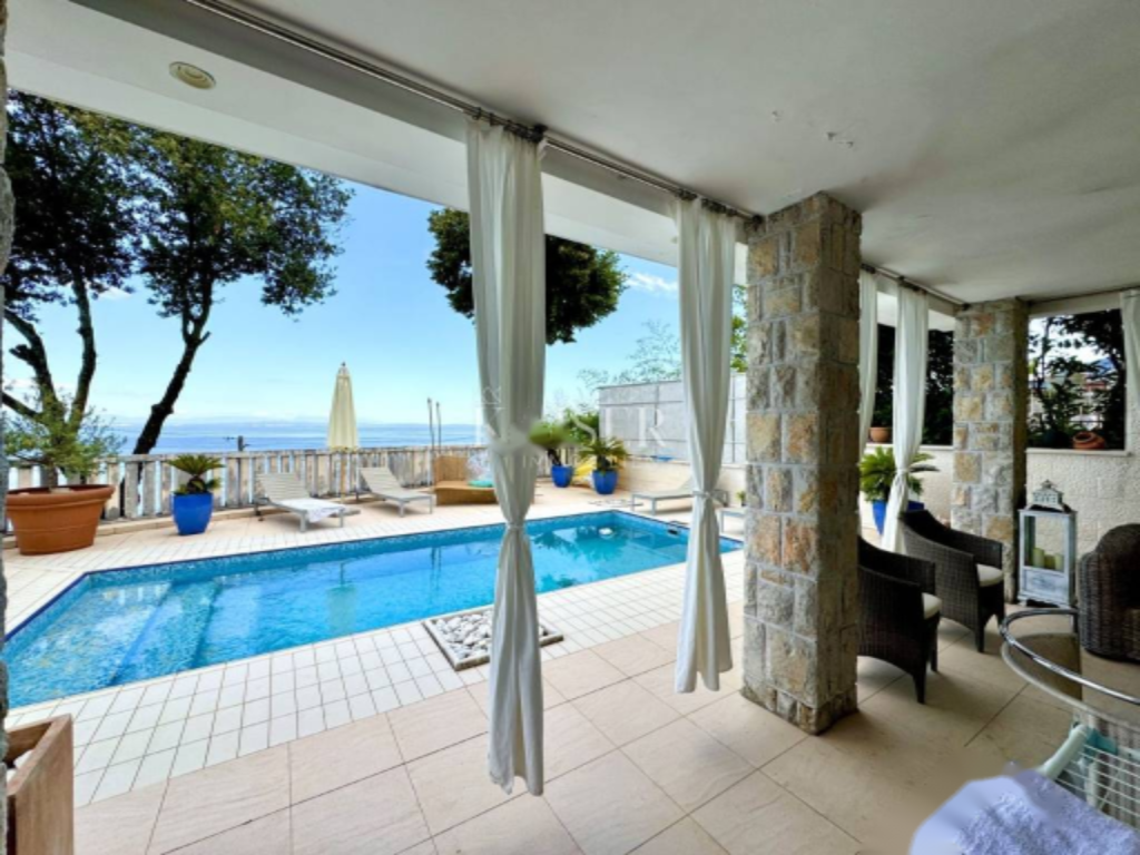 Casa a Opatija, Croazia, 240 m² - foto 9