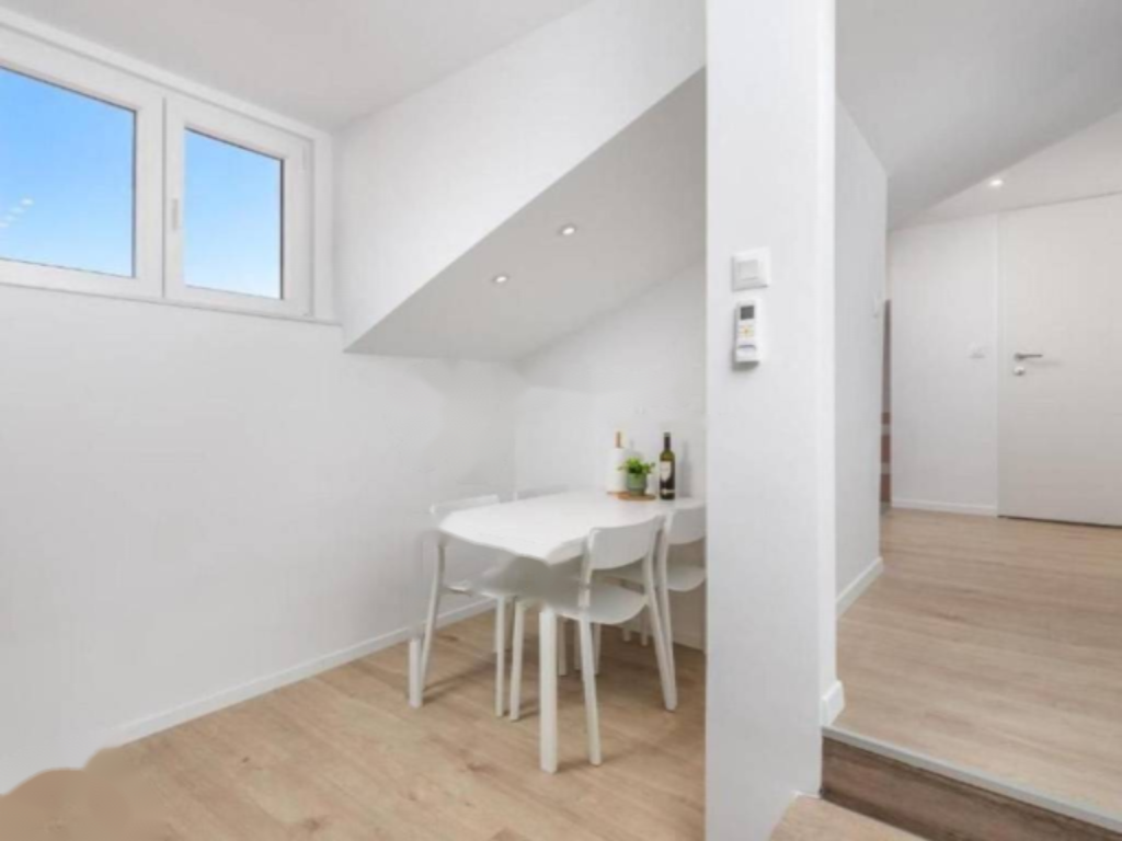 Flat in Opatija, Croatia, 83 m² - picture 10