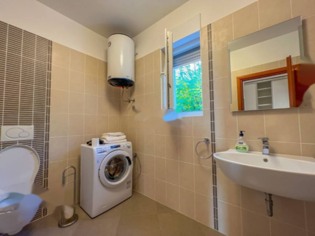 Flat in Opatija, Croatia, 124 m² - picture 11