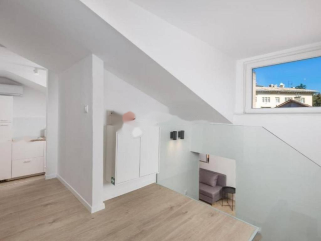 Flat in Opatija, Croatia, 83 m² - picture 12