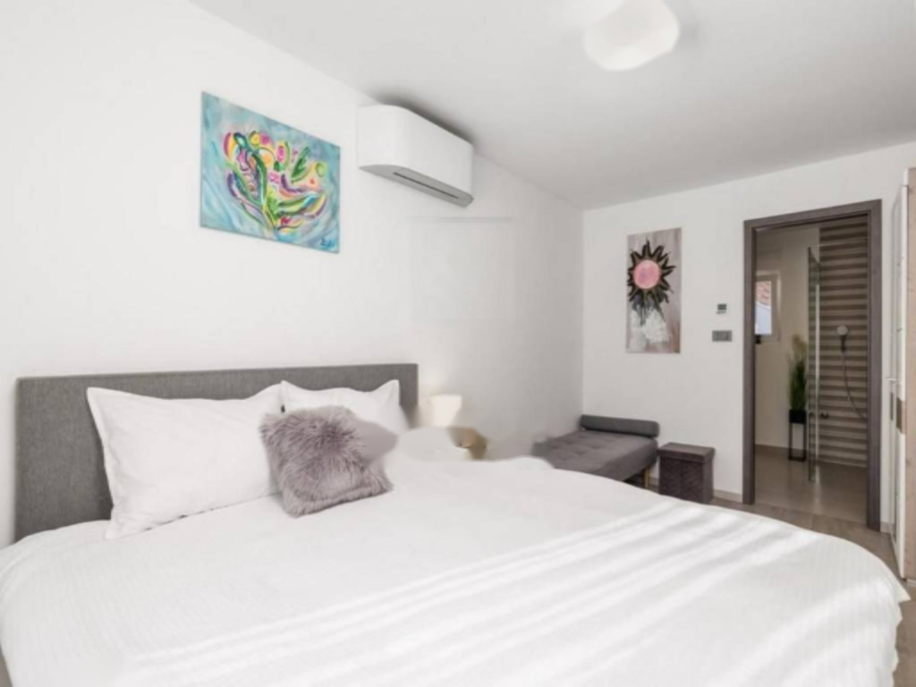 Maison à Opatija, Croatie, 380 m² - image 12