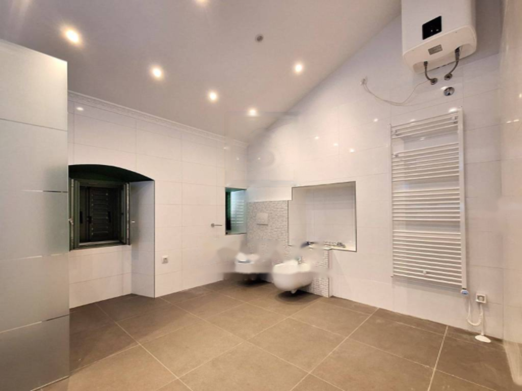 Flat in Opatija, Croatia, 185 m² - picture 12