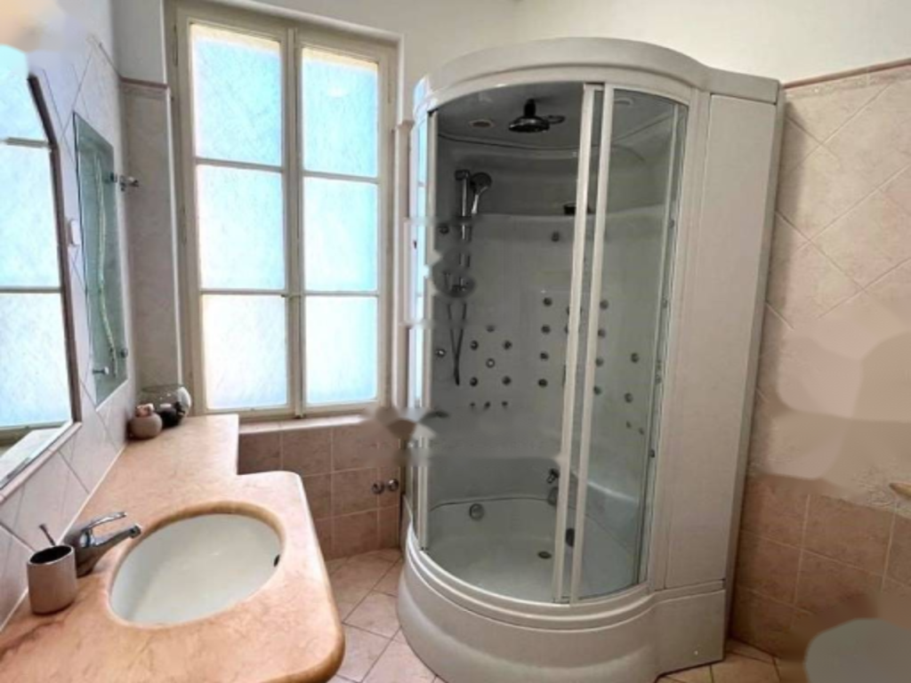 Flat in Opatija, Croatia, 205 m² - picture 14