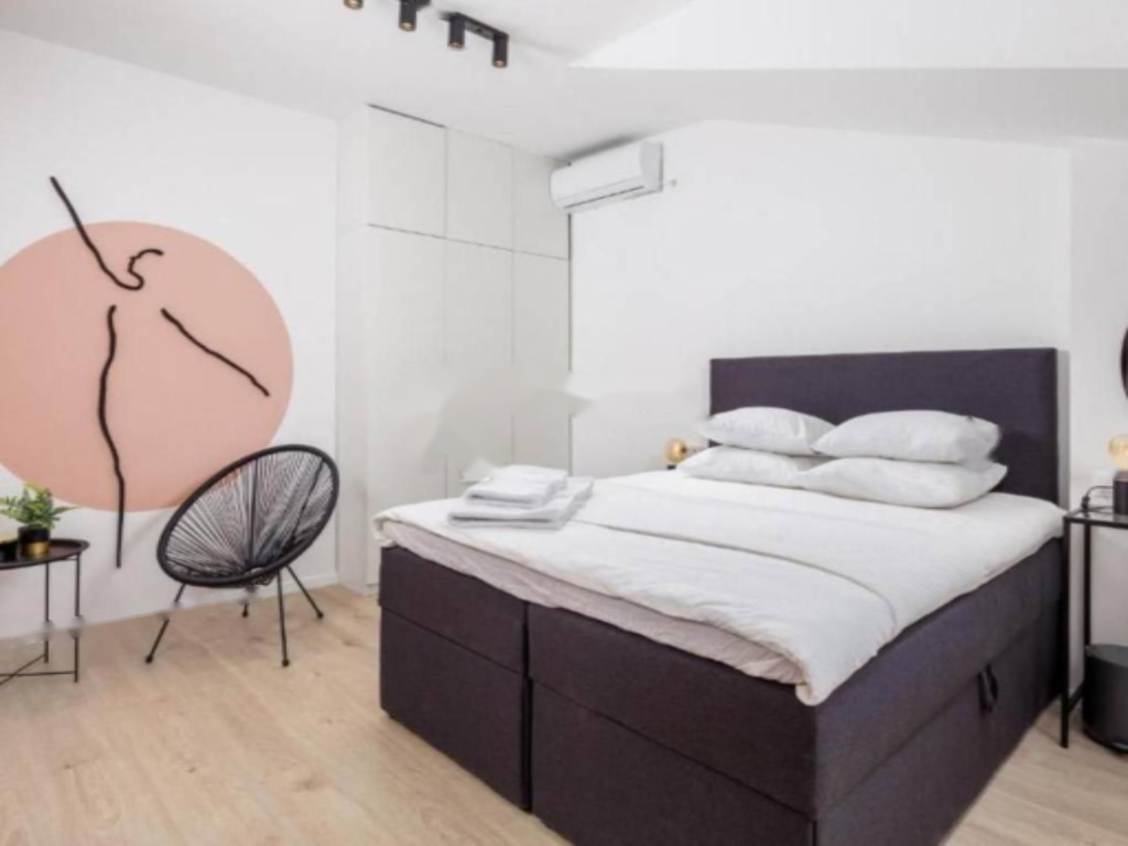 Flat in Opatija, Croatia, 83 m² - picture 15