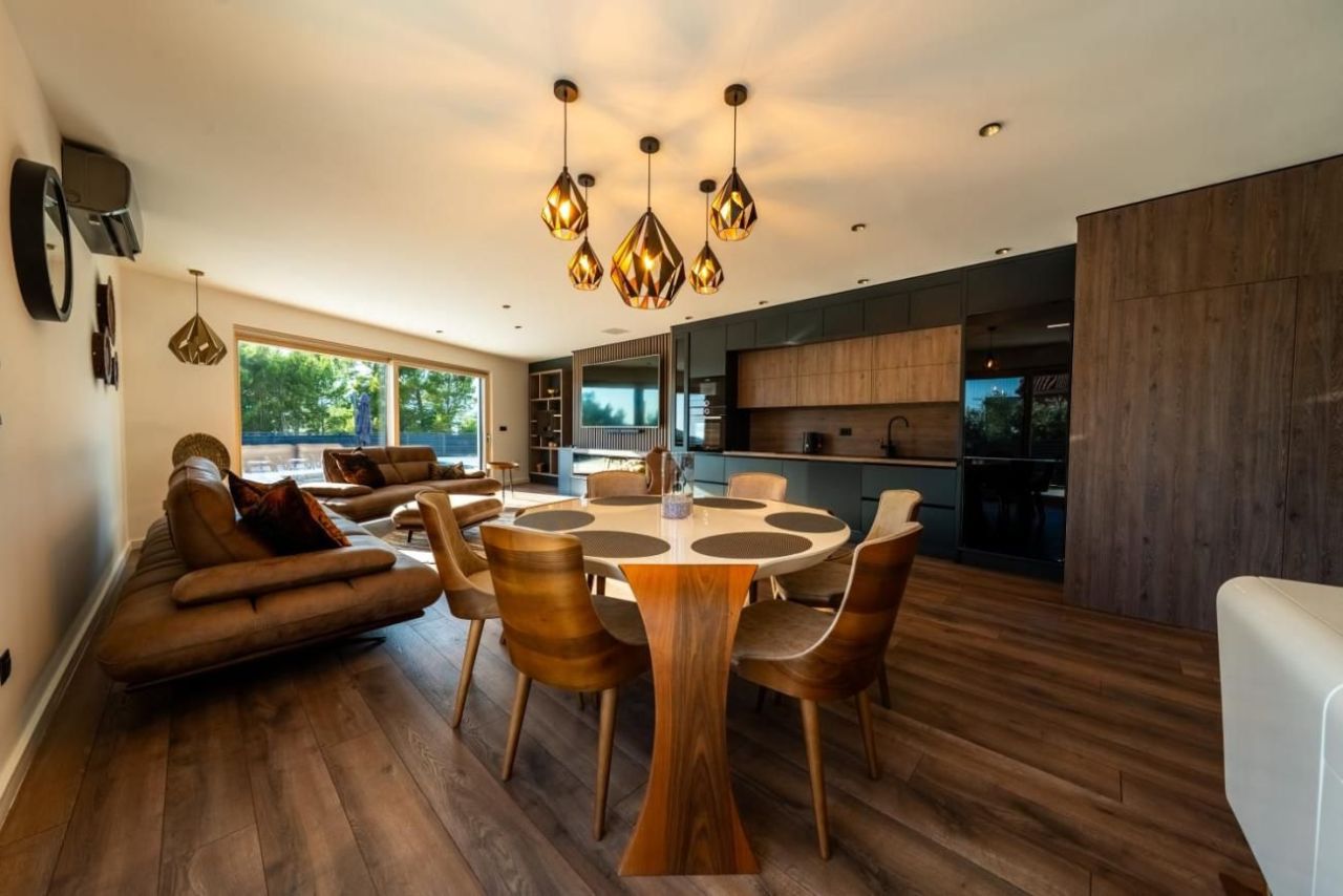 Villa à Podstrana, Croatie, 190 m² - image 13