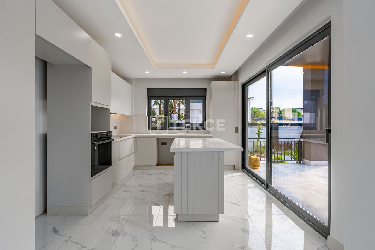 Villa in Serik, Türkei, 277 m² - Foto 16