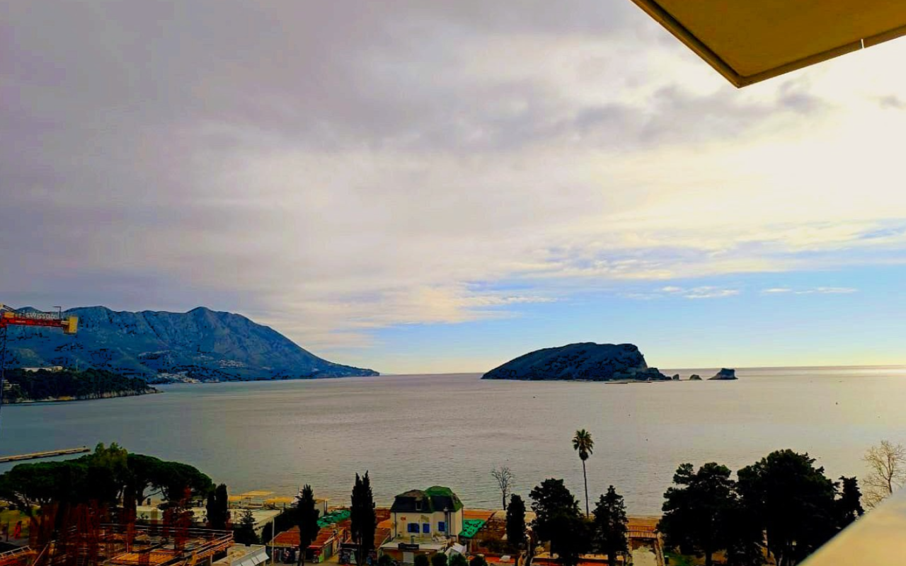 Flat in Budva, Montenegro, 54 m² - picture 9