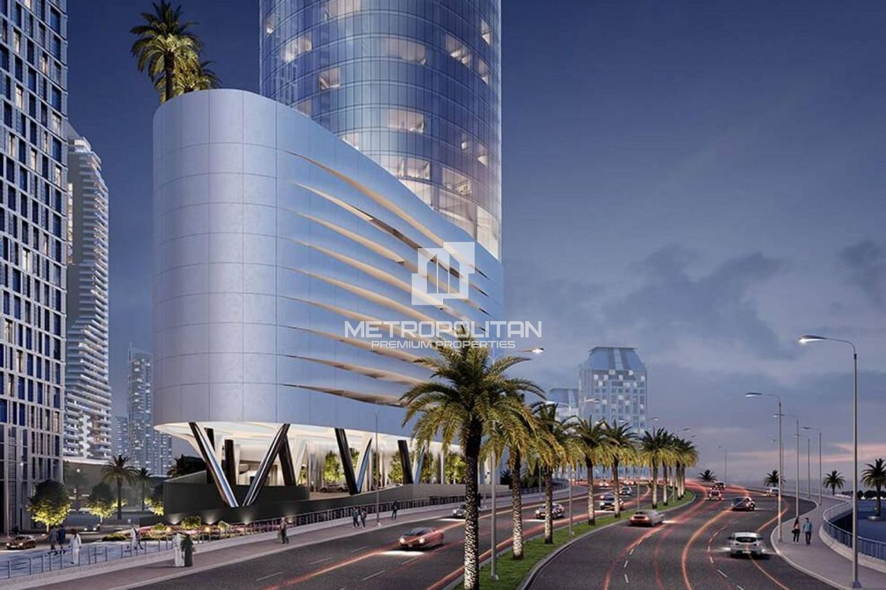 Apartment in Dubai, UAE, 42 m² - picture 2