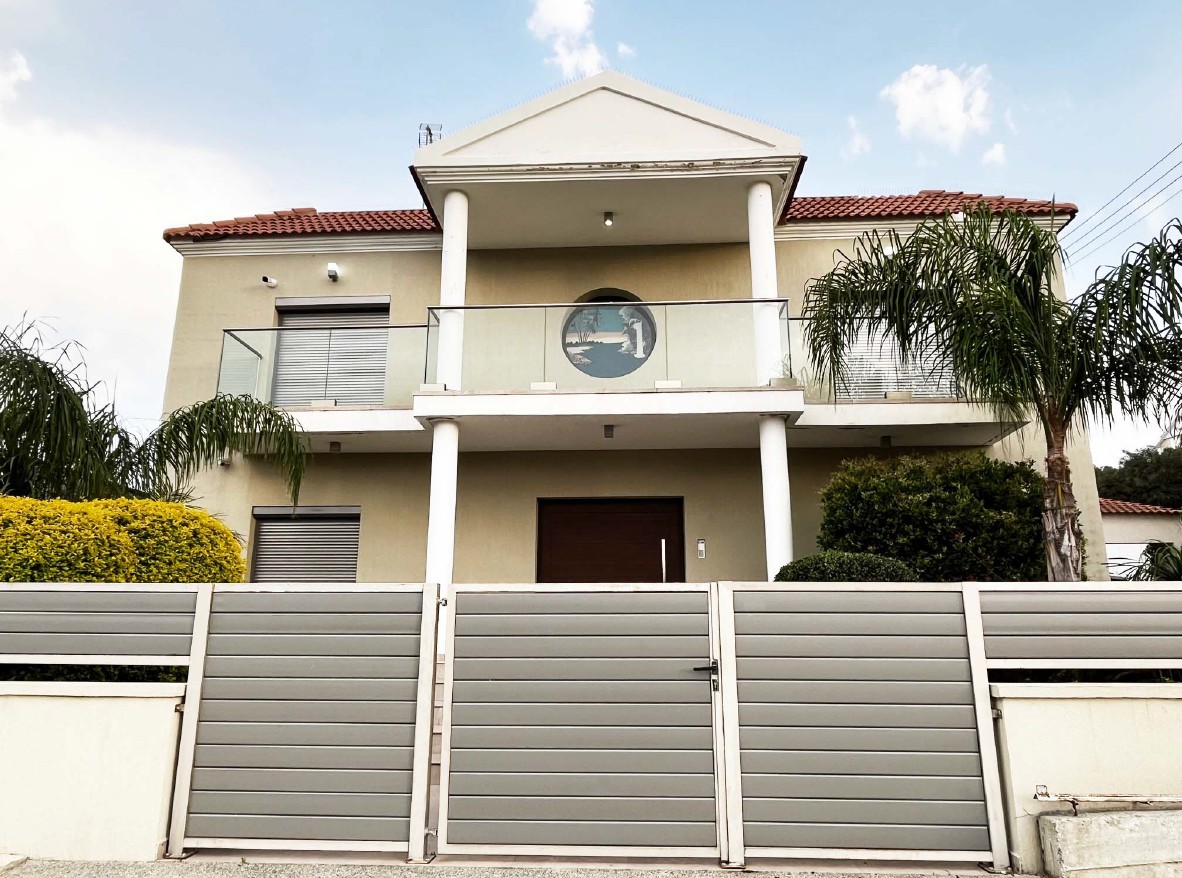 Villa in Limassol, Cyprus, 350 m² - picture 1