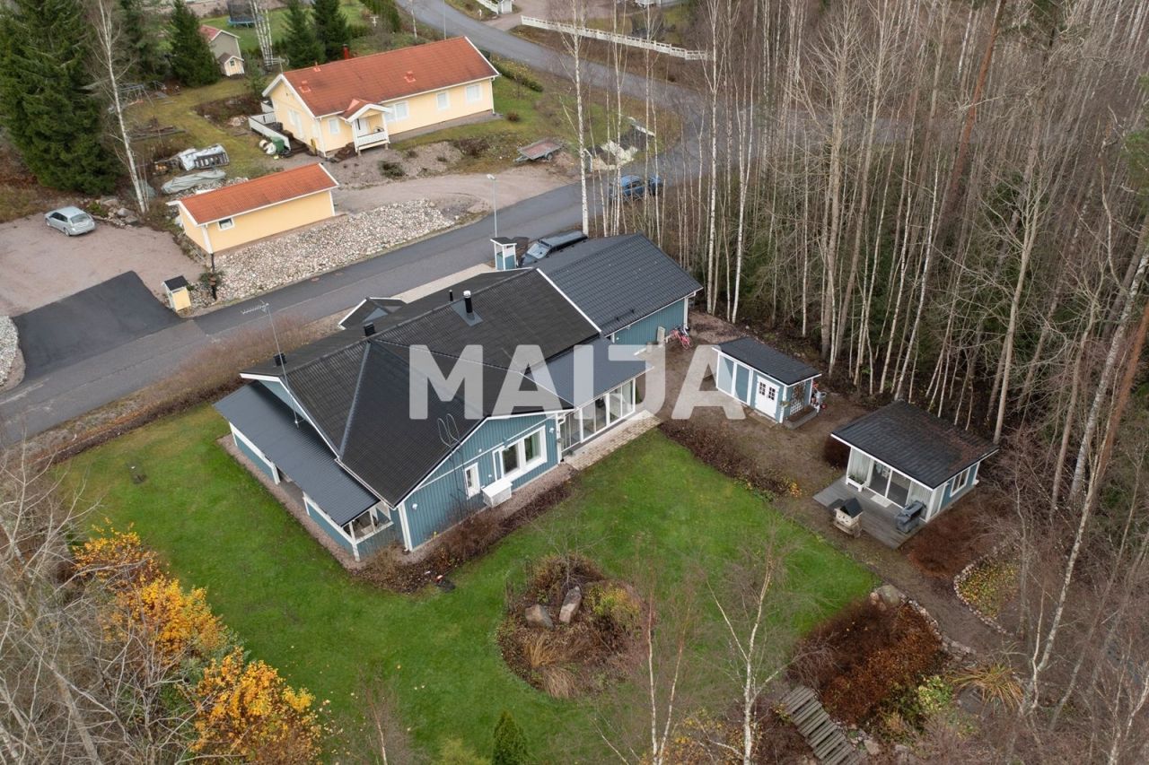 Maison Askola, Finlande, 125 m² - image 1