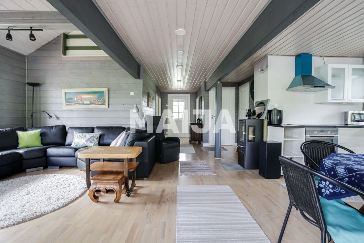 Cottage à Lohja, Finlande, 150 m² - image 4