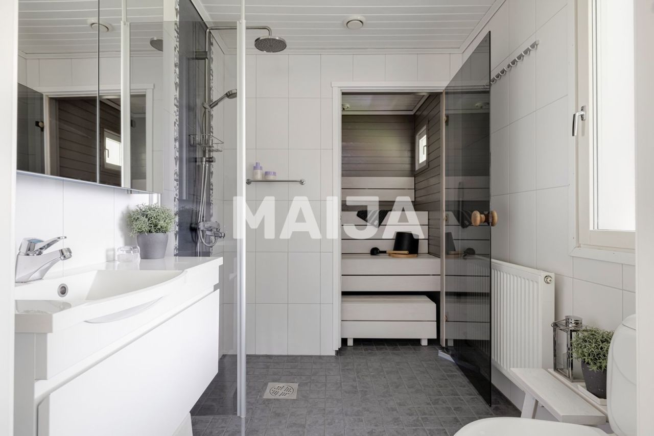 Maison Askola, Finlande, 125 m² - image 7
