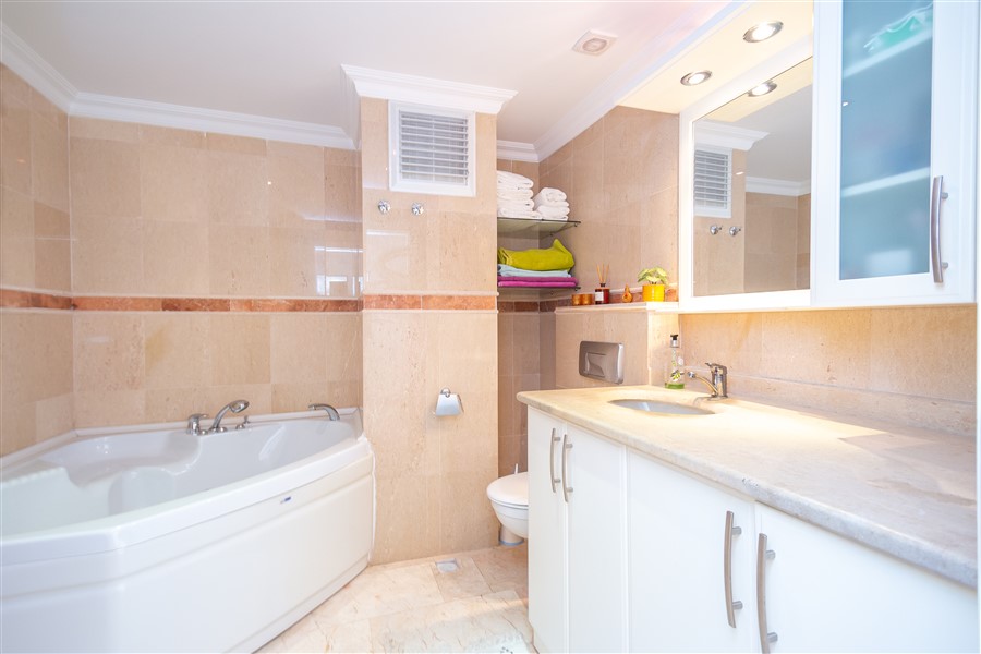 Flat in Alanya, Turkey, 100 m² - picture 12