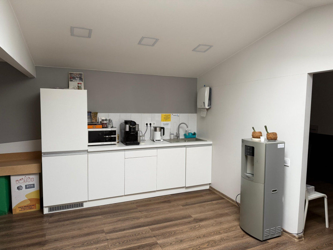 Commercial property in Riga, Latvia, 3 740 m² - picture 2