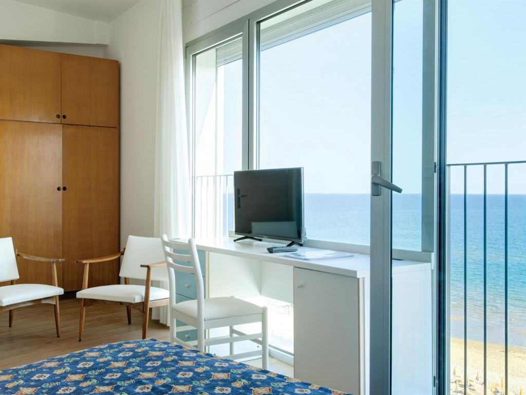 Hotel en Lido di Jesolo, Italia, 4 500 m² - imagen 2