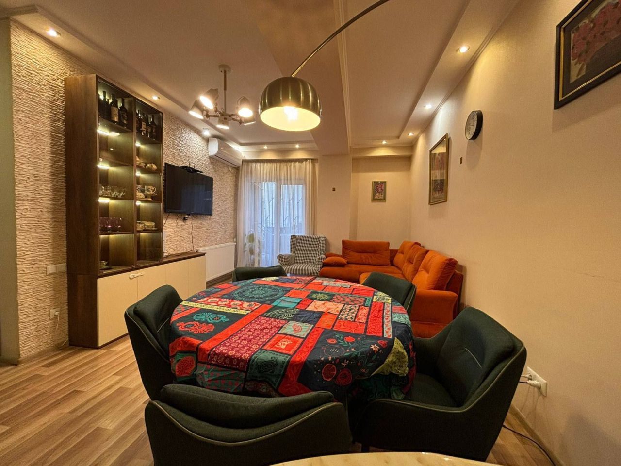 Wohnung in Tiflis, Georgien, 64 m² - Foto 1