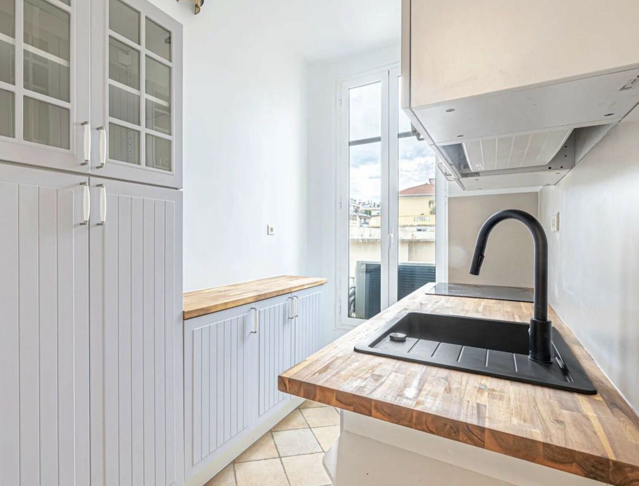 Flat in Nice, France, 48 m² - picture 6