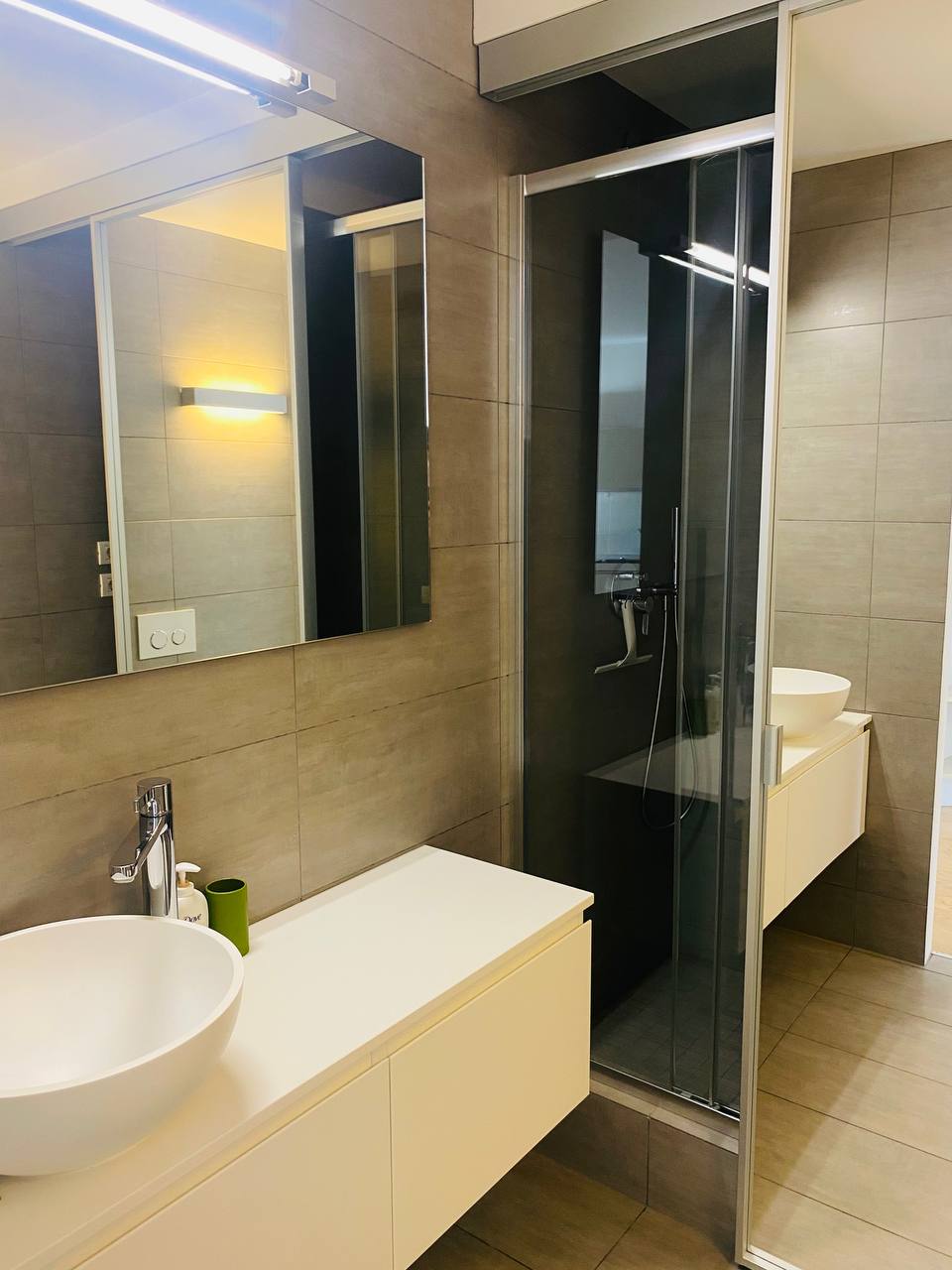 Flat in Campione d'Italia, Italy, 58 m² - picture 14