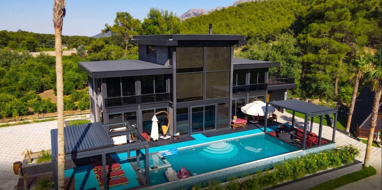 Villa à Antalya, Turquie, 550 m² - image 3