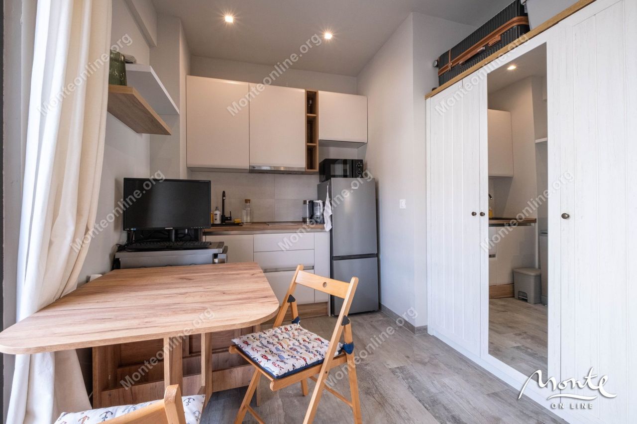 Apartment in Tivat, Montenegro, 24.5 m² - picture 8