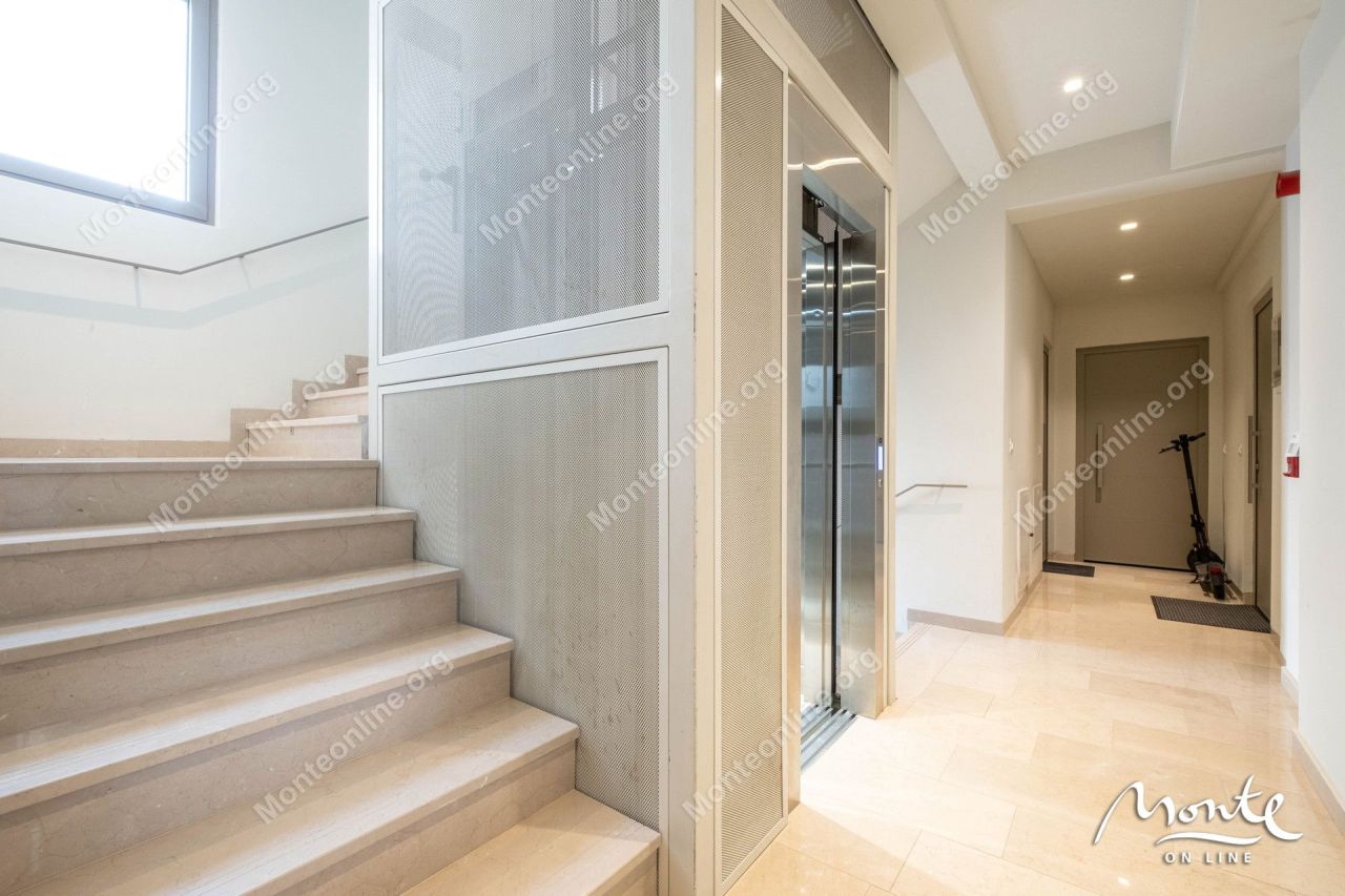 Apartment in Tivat, Montenegro, 24.5 m² - picture 12