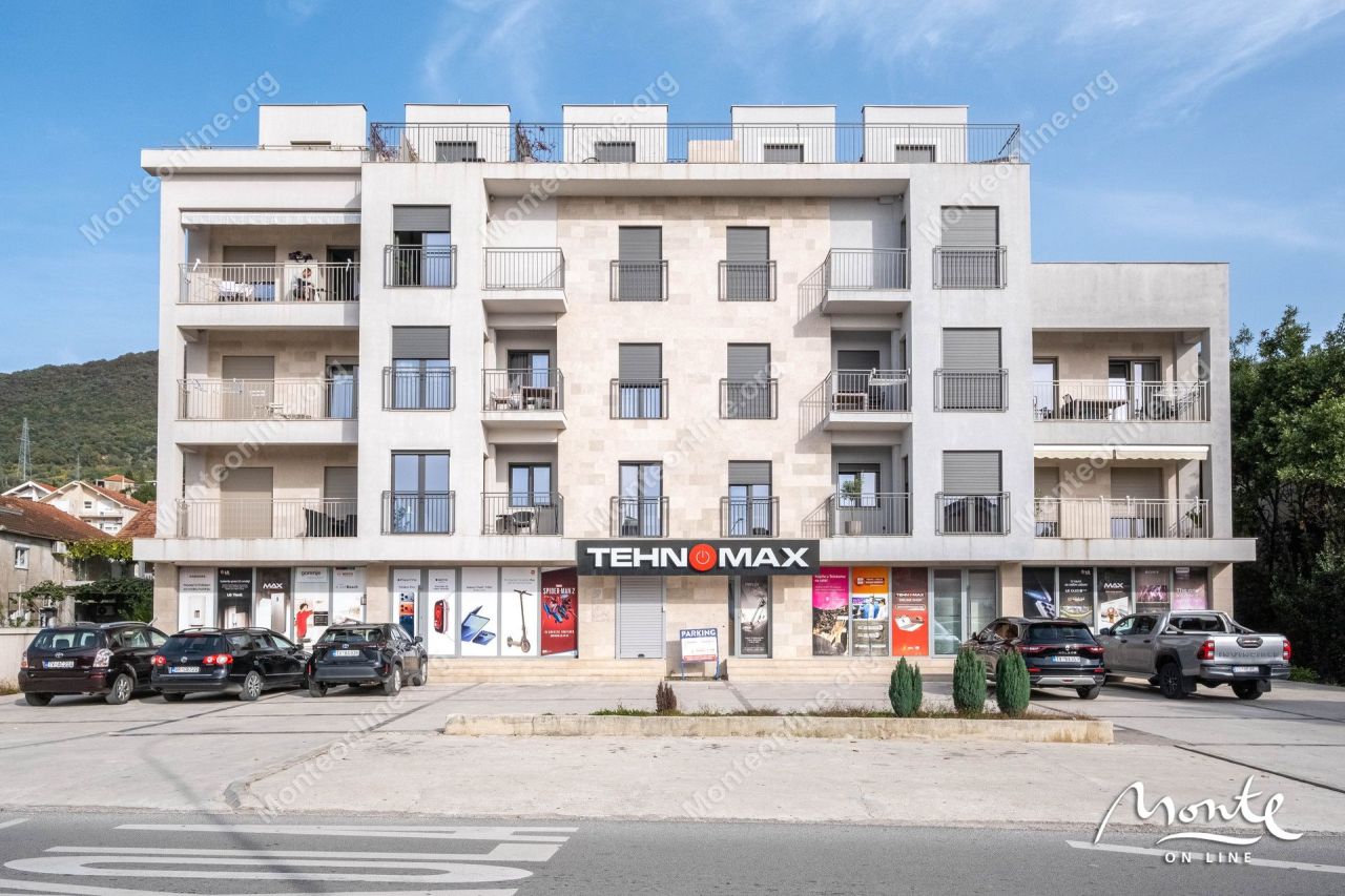 Apartment in Tivat, Montenegro, 24.5 m² - picture 15