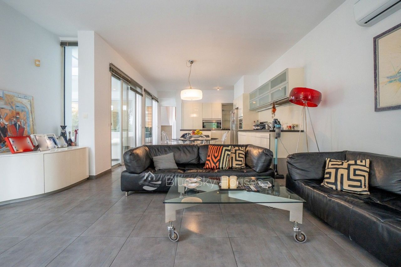 Villa in Paphos, Cyprus, 350 m² - picture 15