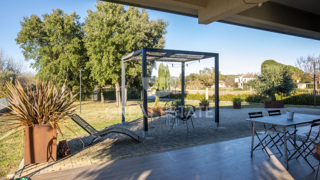 Villa a Castiglione del Lago, Italia, 208.8 m² - foto 4