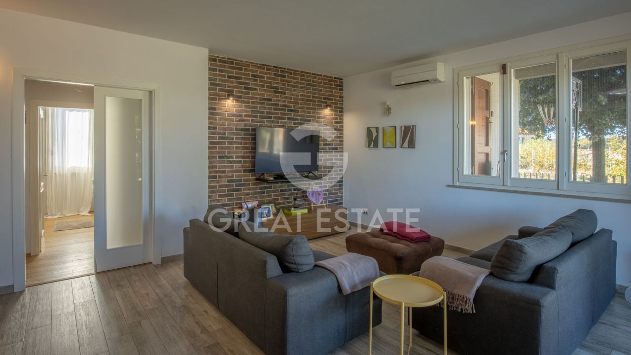 Villa a Castiglione del Lago, Italia, 208.8 m² - foto 12