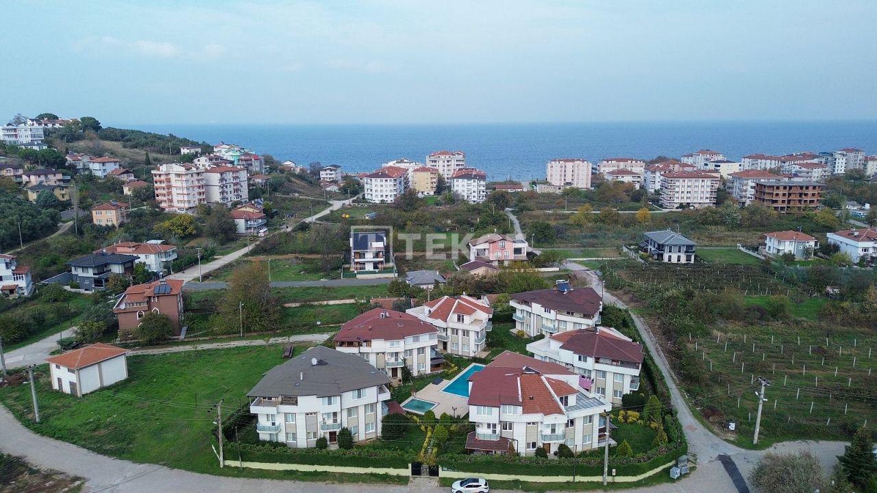 Villa Çınarcık, Turchia, 250 m² - foto 1