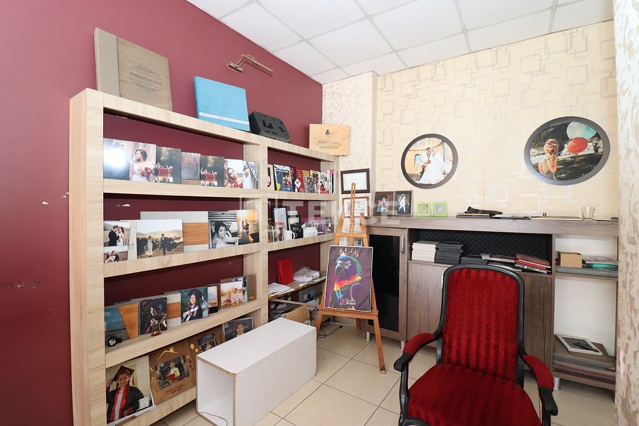 Tienda Yenişehir, Turquia, 350 m² - imagen 11