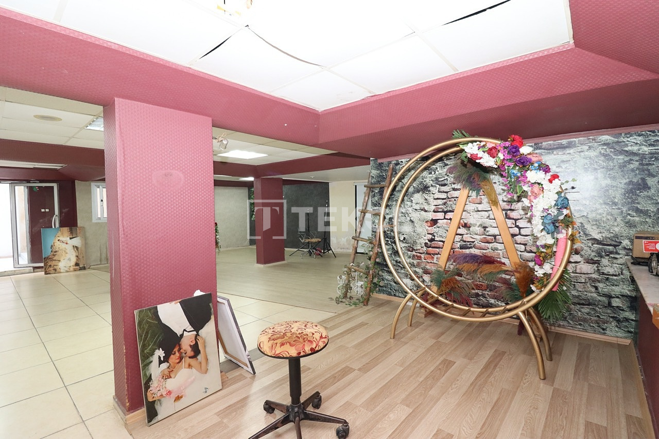 Tienda Yenişehir, Turquia, 350 m² - imagen 16