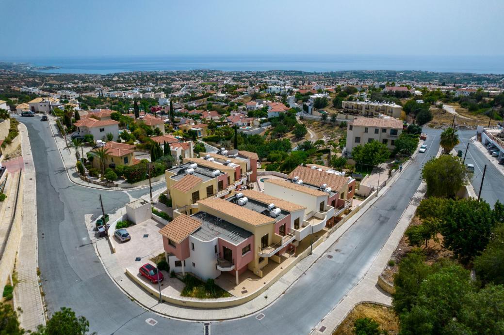 Townhouse in Paphos, Cyprus, 105 m² - picture 2