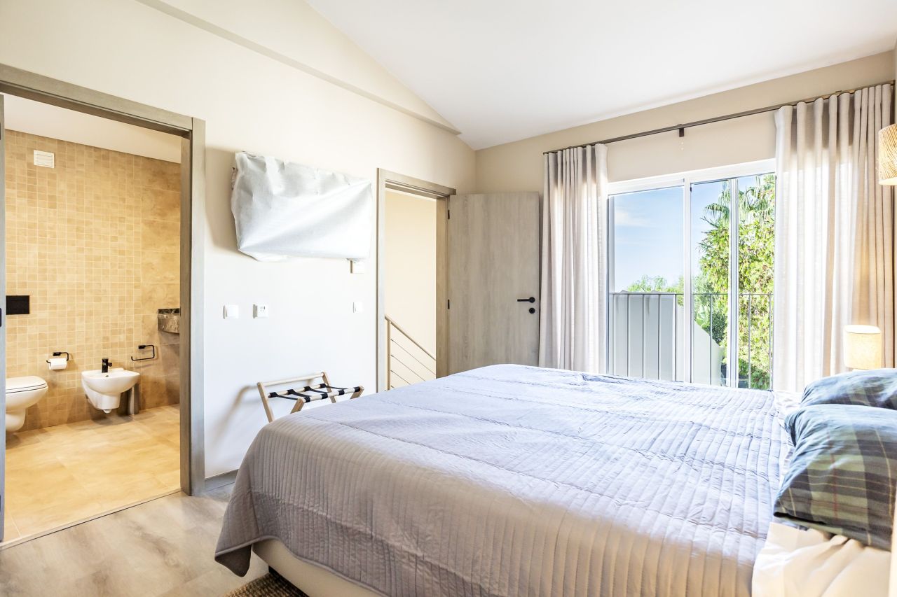 Flat in Faro, Portugal, 109 m² - picture 7