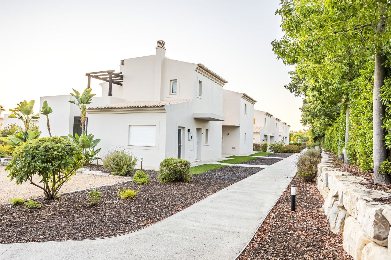 Flat in Faro, Portugal, 109 m² - picture 1