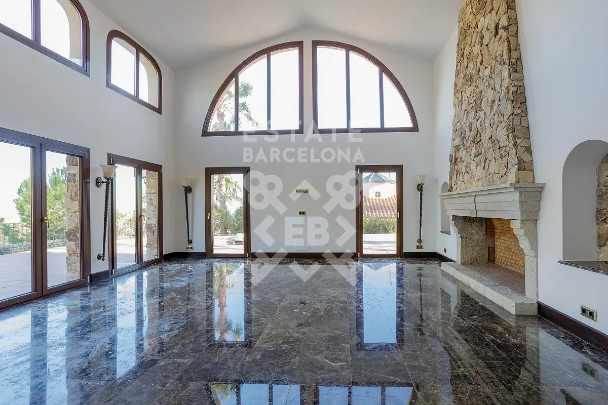 Villa à Blanes, Espagne, 408 m² - image 5