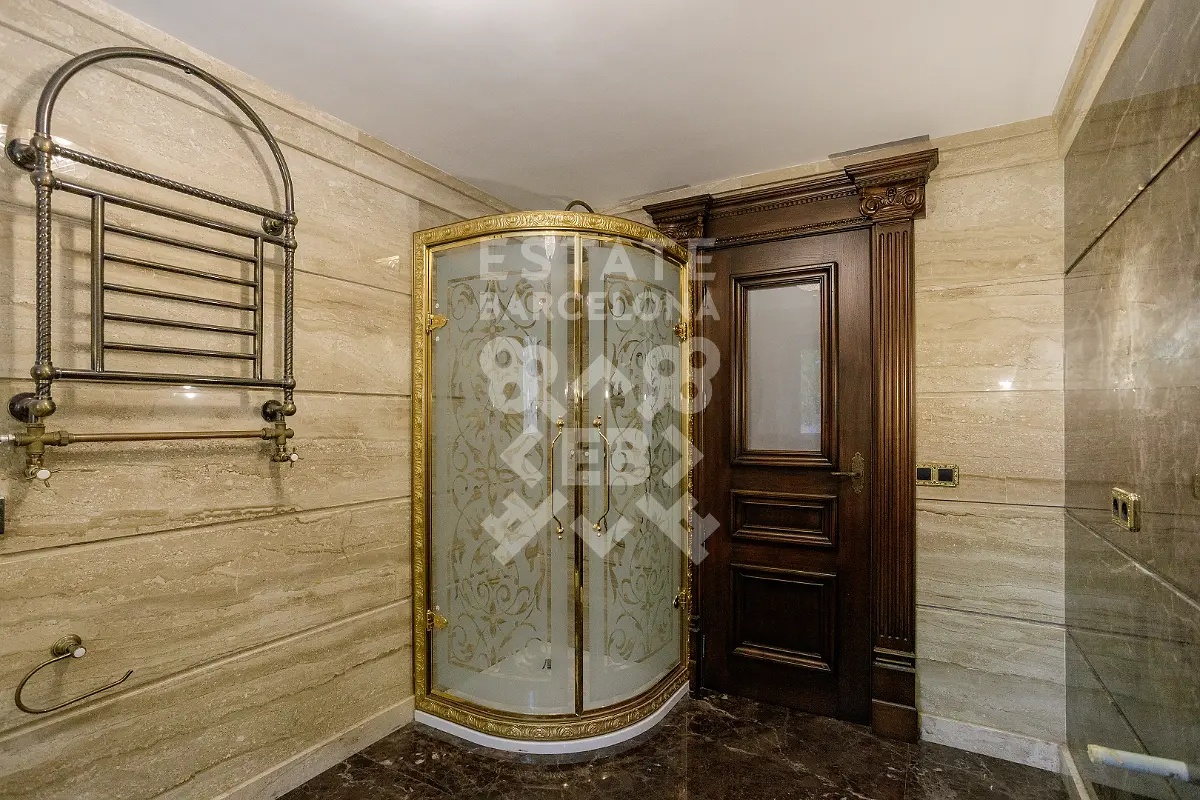 Villa à Blanes, Espagne, 408 m² - image 16