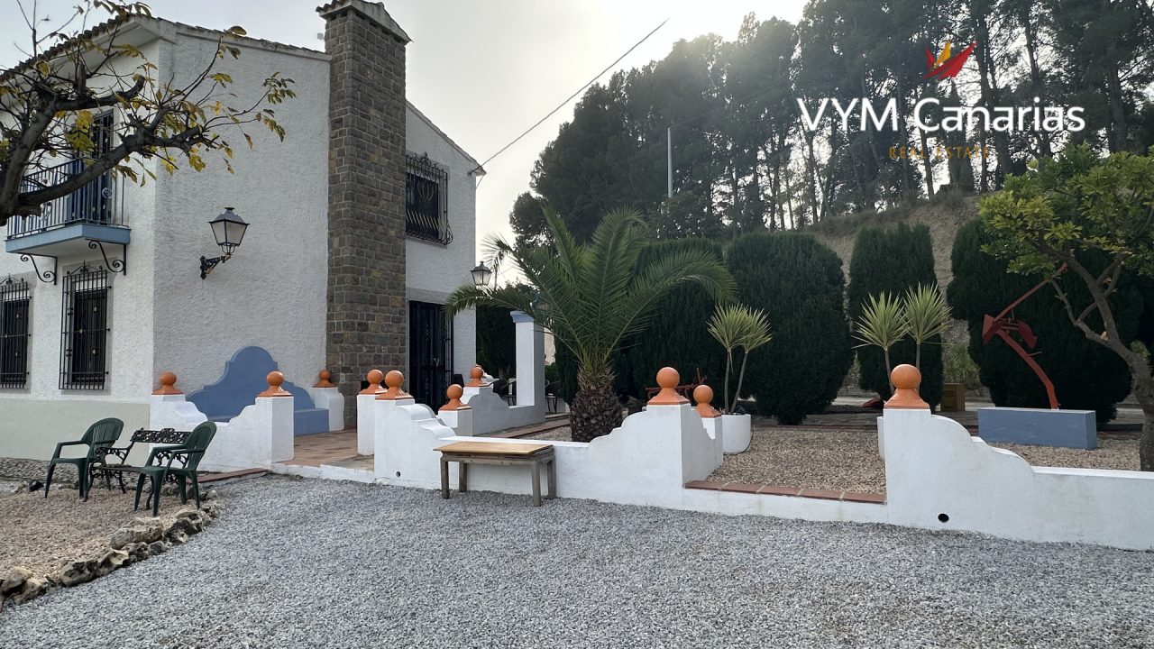 Villa en la Costa Blanca, España, 277 m² - imagen 1