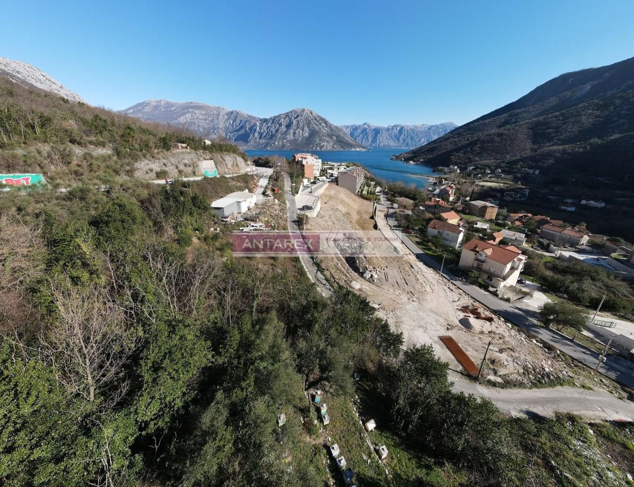 Terrain à Morinj, Monténégro, 570 m² - image 4