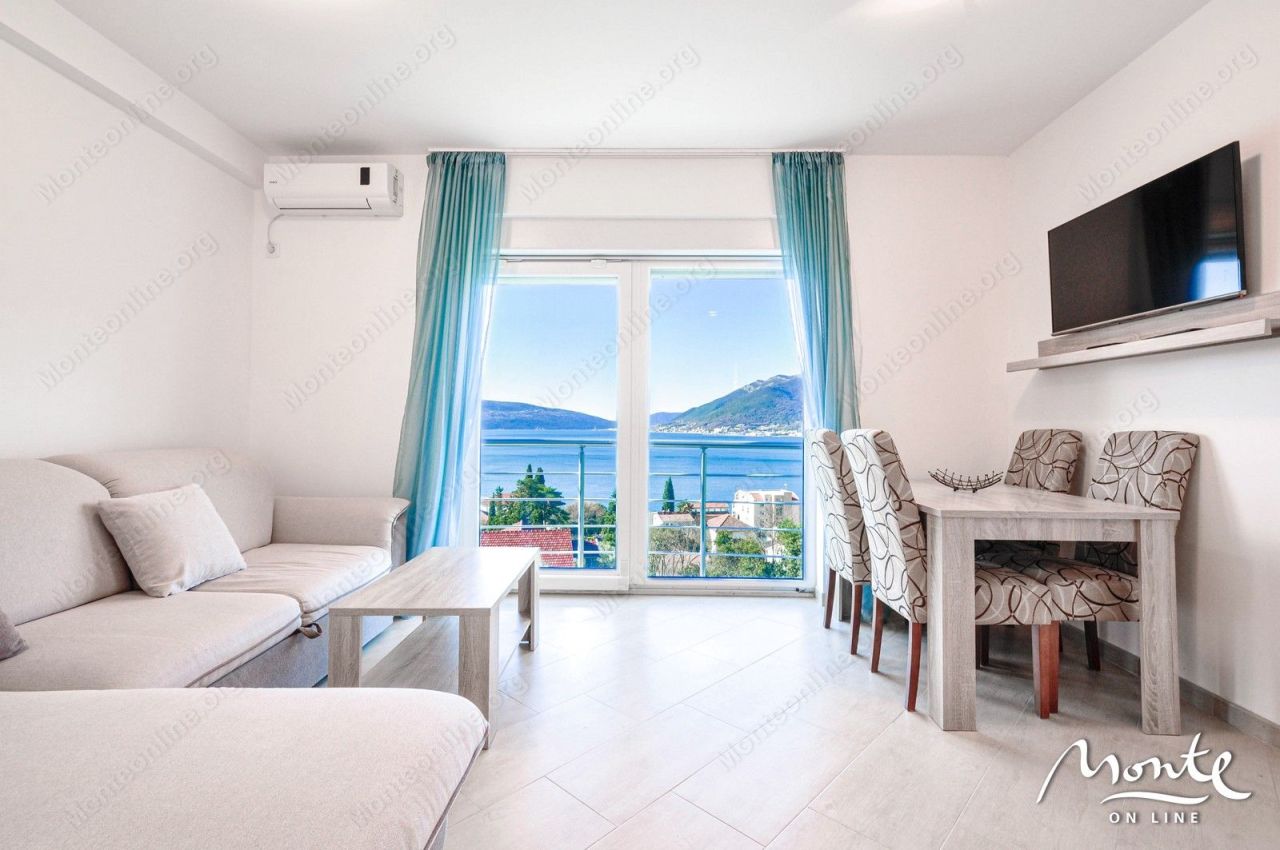Appartement à Tivat, Monténégro, 46 m² - image 4
