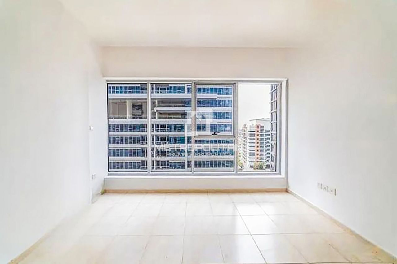 Apartment in Dubai, UAE, 102 m² - picture 4