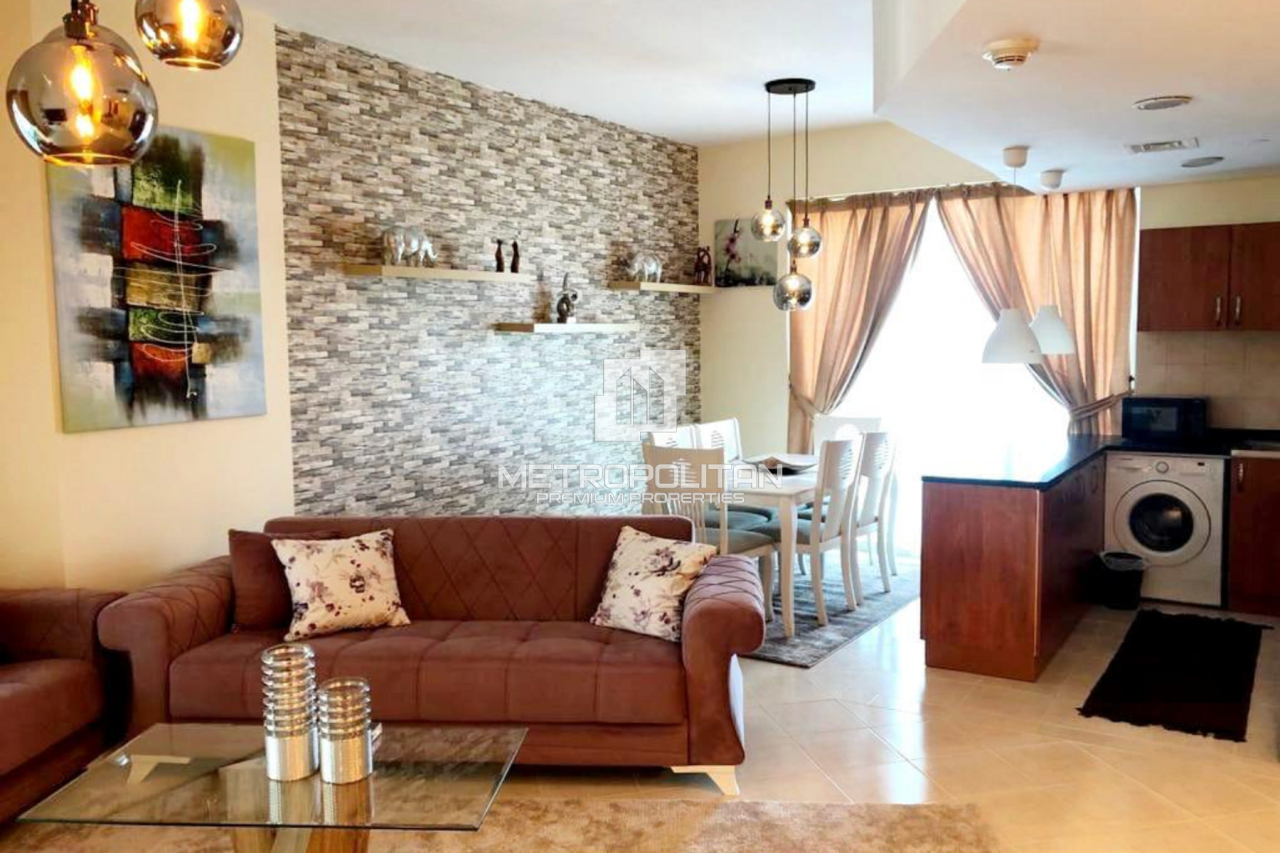 Apartment in Dubai, UAE, 110 m² - picture 4