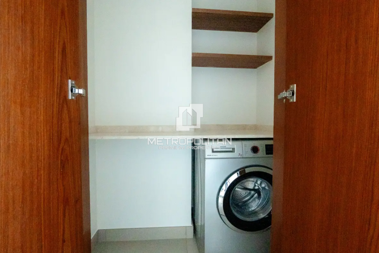 Apartment in Dubai, UAE, 183 m² - picture 9