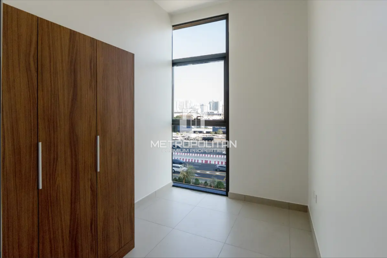 Apartment in Dubai, UAE, 183 m² - picture 10