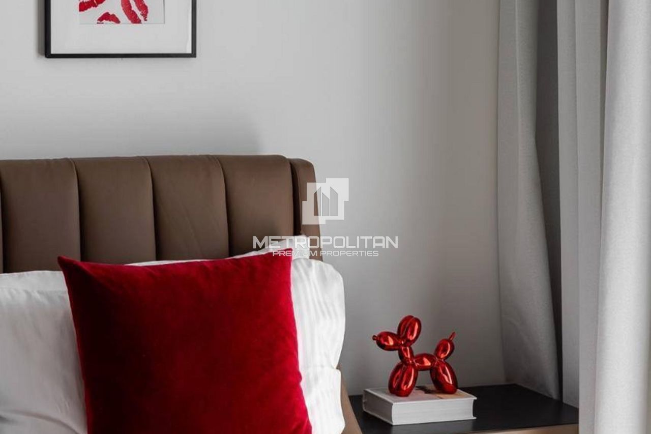 Apartment in Dubai, UAE, 44 m² - picture 14