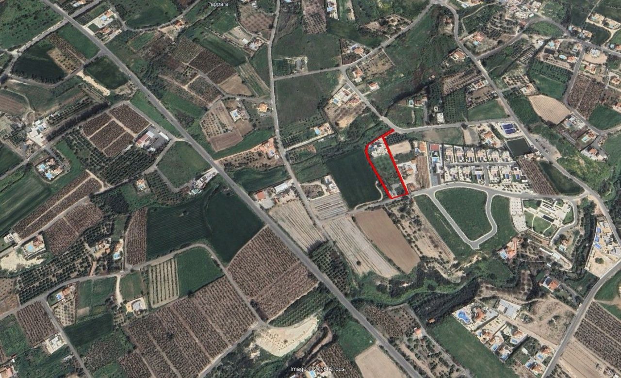 Land in Paphos, Cyprus, 2 328 m² - picture 1